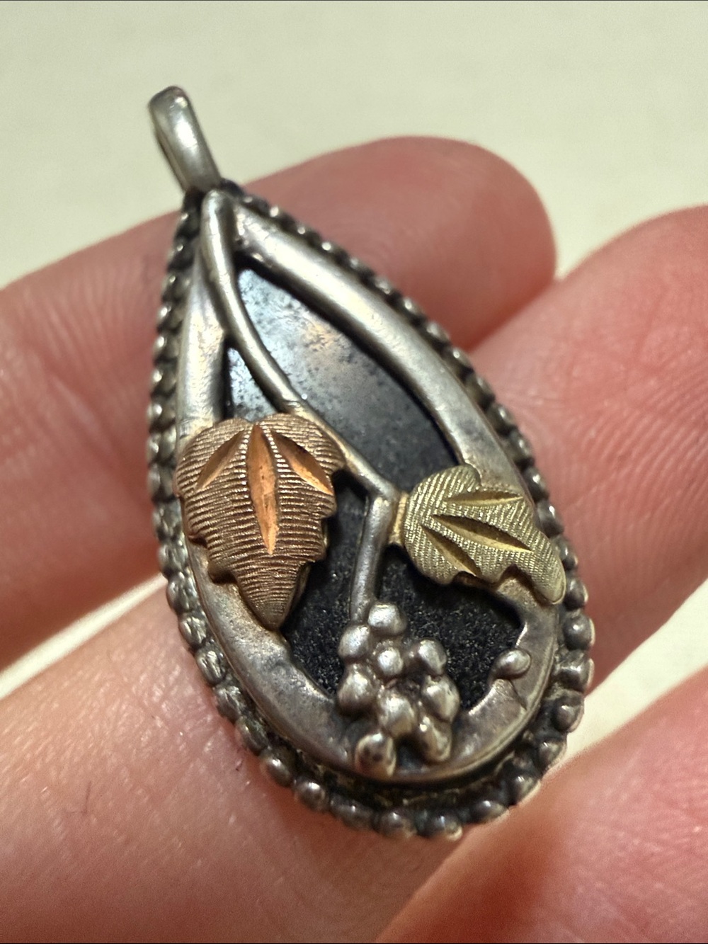 Vintage Sterling Black Hills Silver 925Pendant Necklace,Signed RCC 12K gold leaf